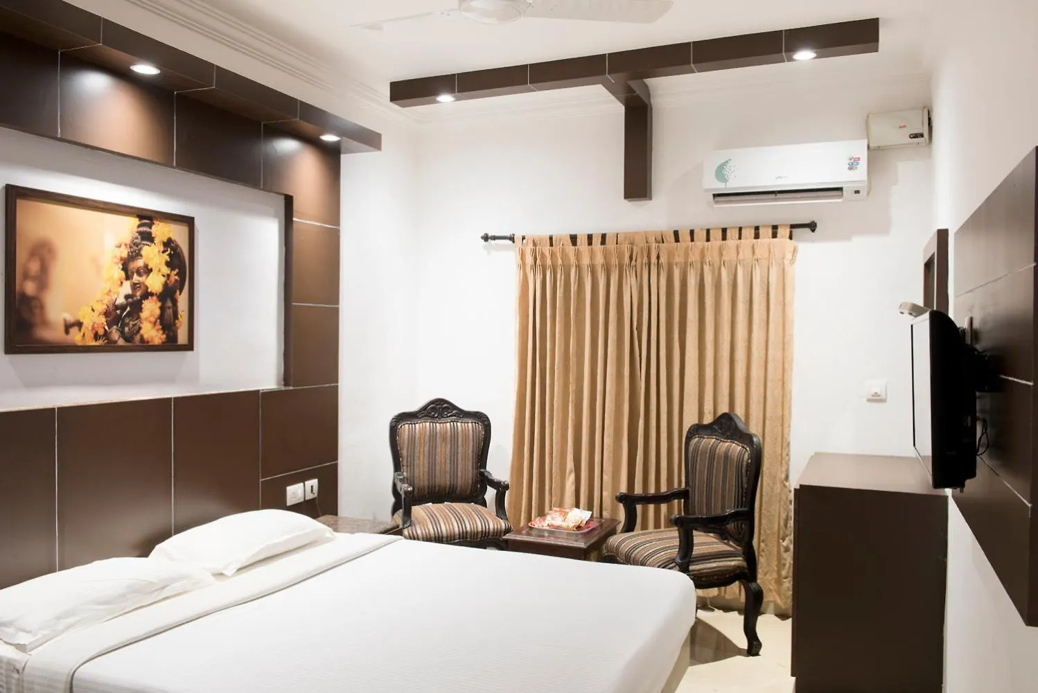 The Vyshakh Hotel Guruvayur 3*,  India