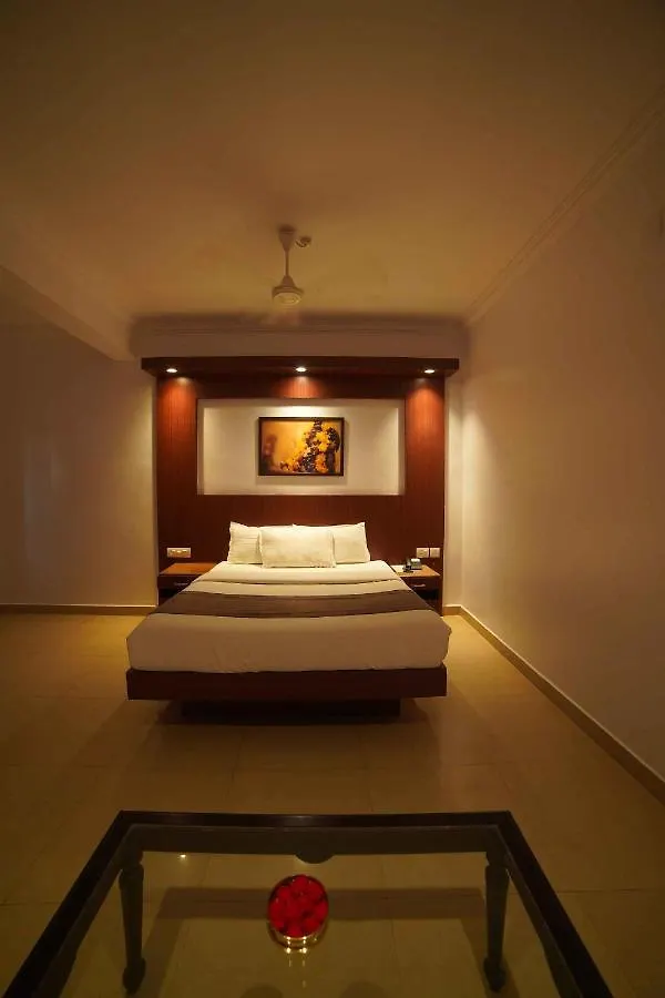 The Vyshakh Hotel Guruvayur